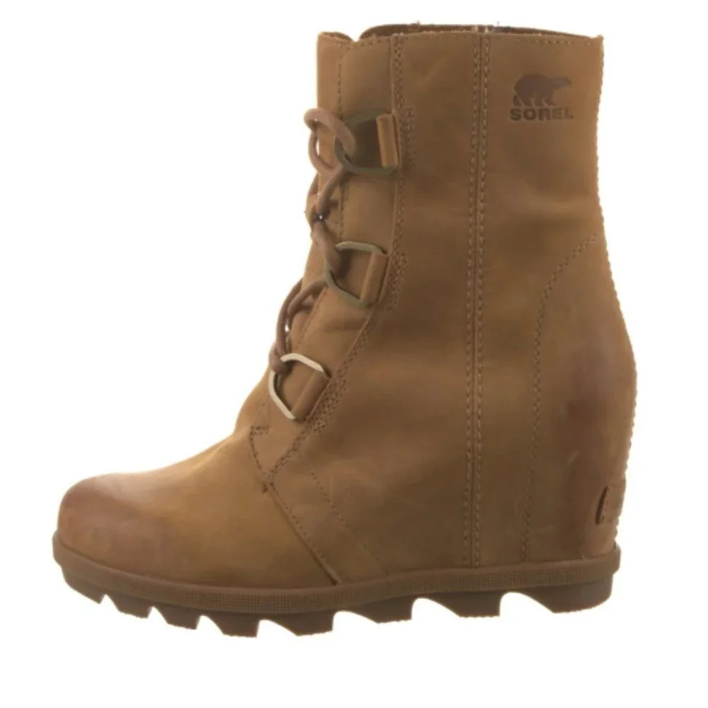 Sorel Women's Joan of Arctic Wedge II Boot  in Brown. Sz: 7